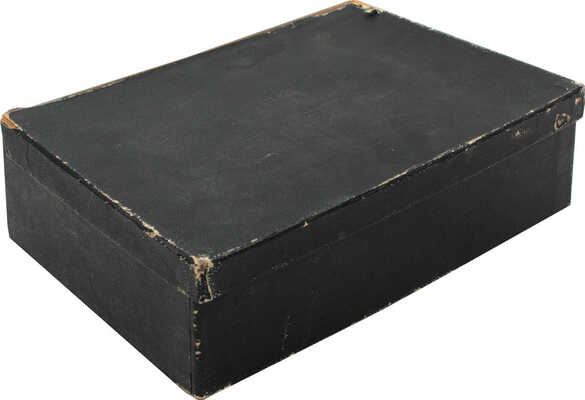 [Аристов В., автограф]. Первые 15 лет существования С.-Петербургского славянского благотворительного общества (бывший Петербургский отдел Славянского благотворительного комитета в Москве) по протоколам общих собраний его членов, состоявшихся в 1868–1883 гг. СПб.: Тип. А.М. Котомина и Ко, 1883.